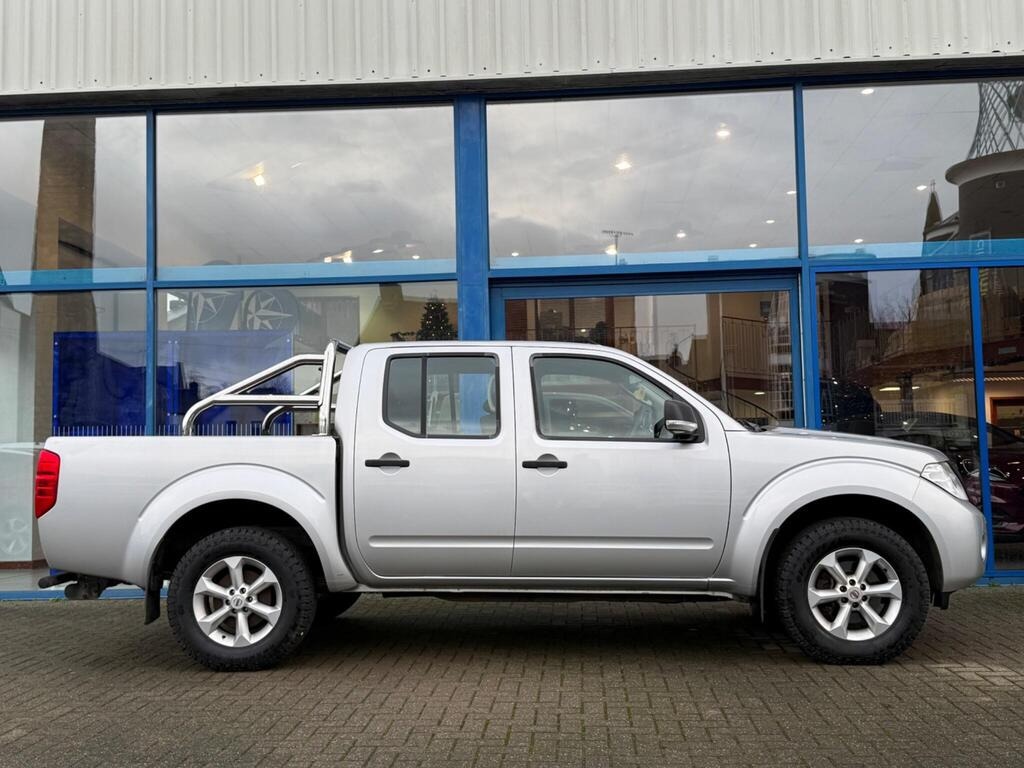 Used Nissan Navara 2015 for sale - 76946946: Photo 2