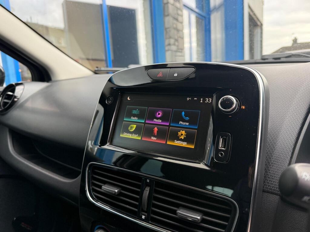 Used Renault Clio 2019 for sale - 76706182: Photo 16