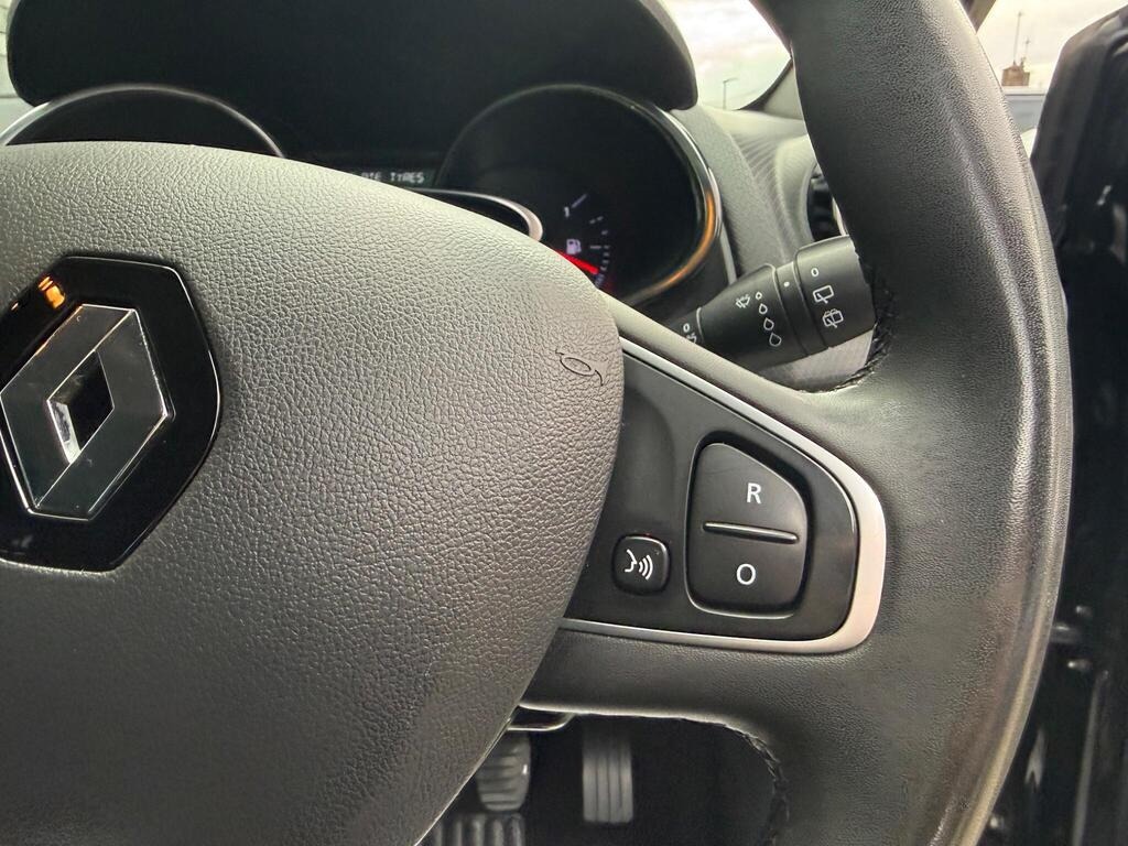 Used Renault Clio 2019 for sale - 76706182: Photo 20