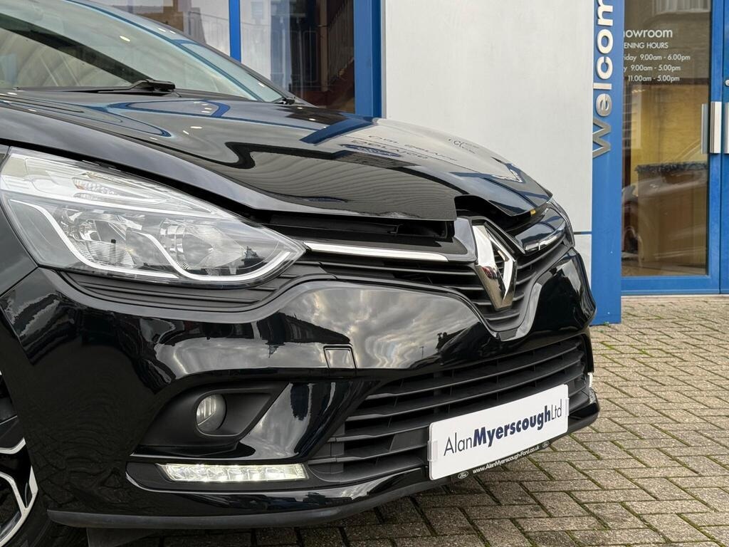 Used Renault Clio 2019 for sale - 76706182: Photo 3