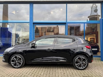 Used Renault Clio 2019 for sale - 76706182: Photo