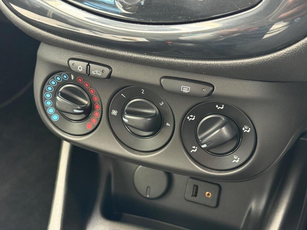 Used Vauxhall Corsa 2015 for sale - 76392395: Photo 10