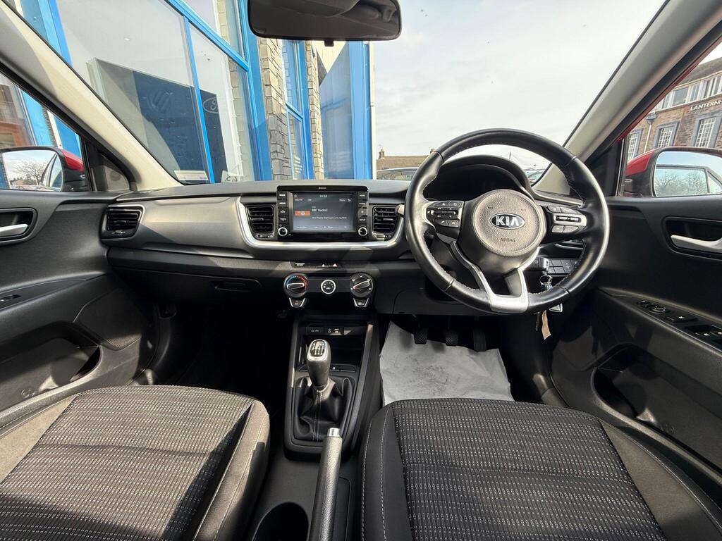 Used Kia Stonic 2018 for sale - 77449585: Photo 17