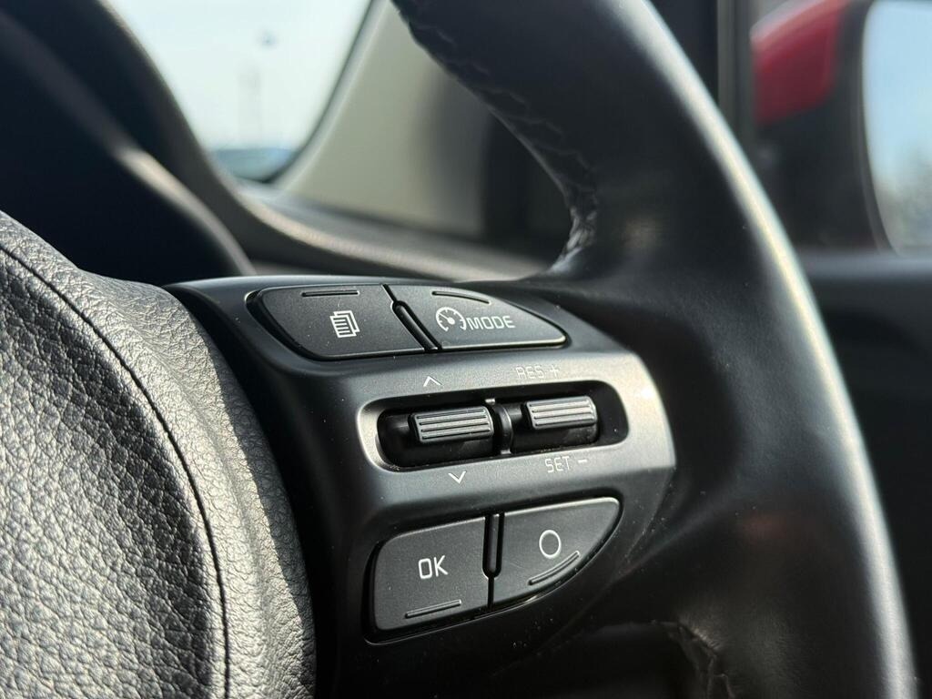 Used Kia Stonic 2018 for sale - 77449585: Photo 22