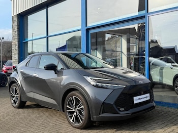 Used Toyota C-HR 2024 for sale - 77963210: Photo