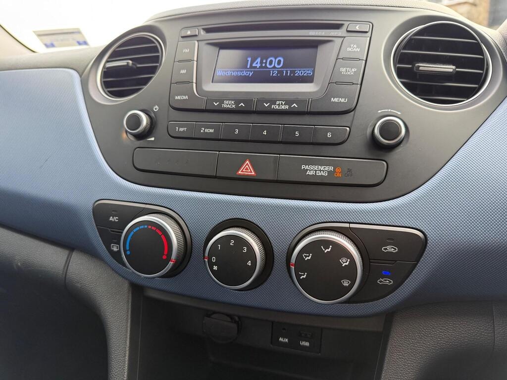 Used Hyundai i10 2016 for sale - 76554191: Photo 17