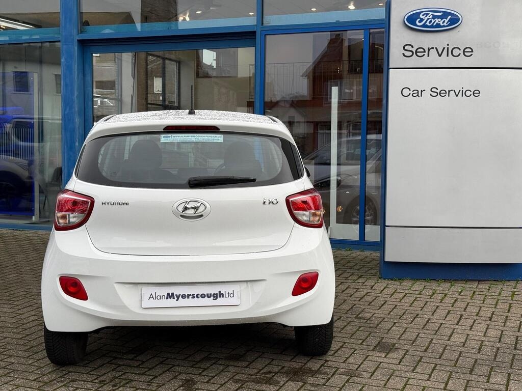 Used Hyundai i10 2016 for sale - 76554191: Photo 8
