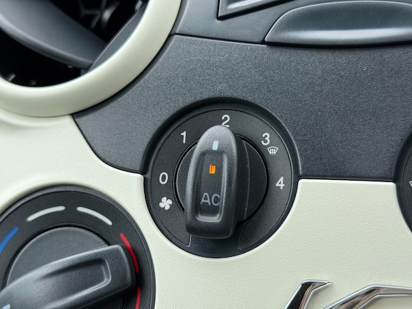 Used Ford Ka 2013 for sale - 75133109: Photo 23