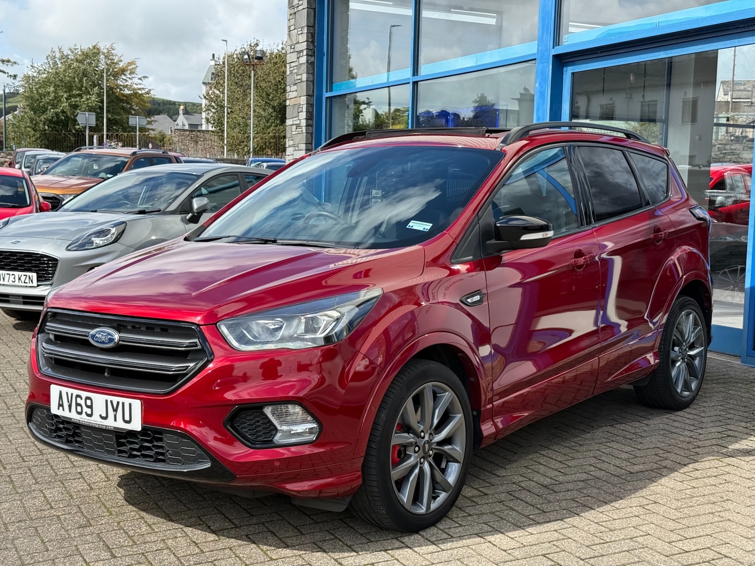 Used Ford Kuga 2019 for sale - 75661982: Photo 2