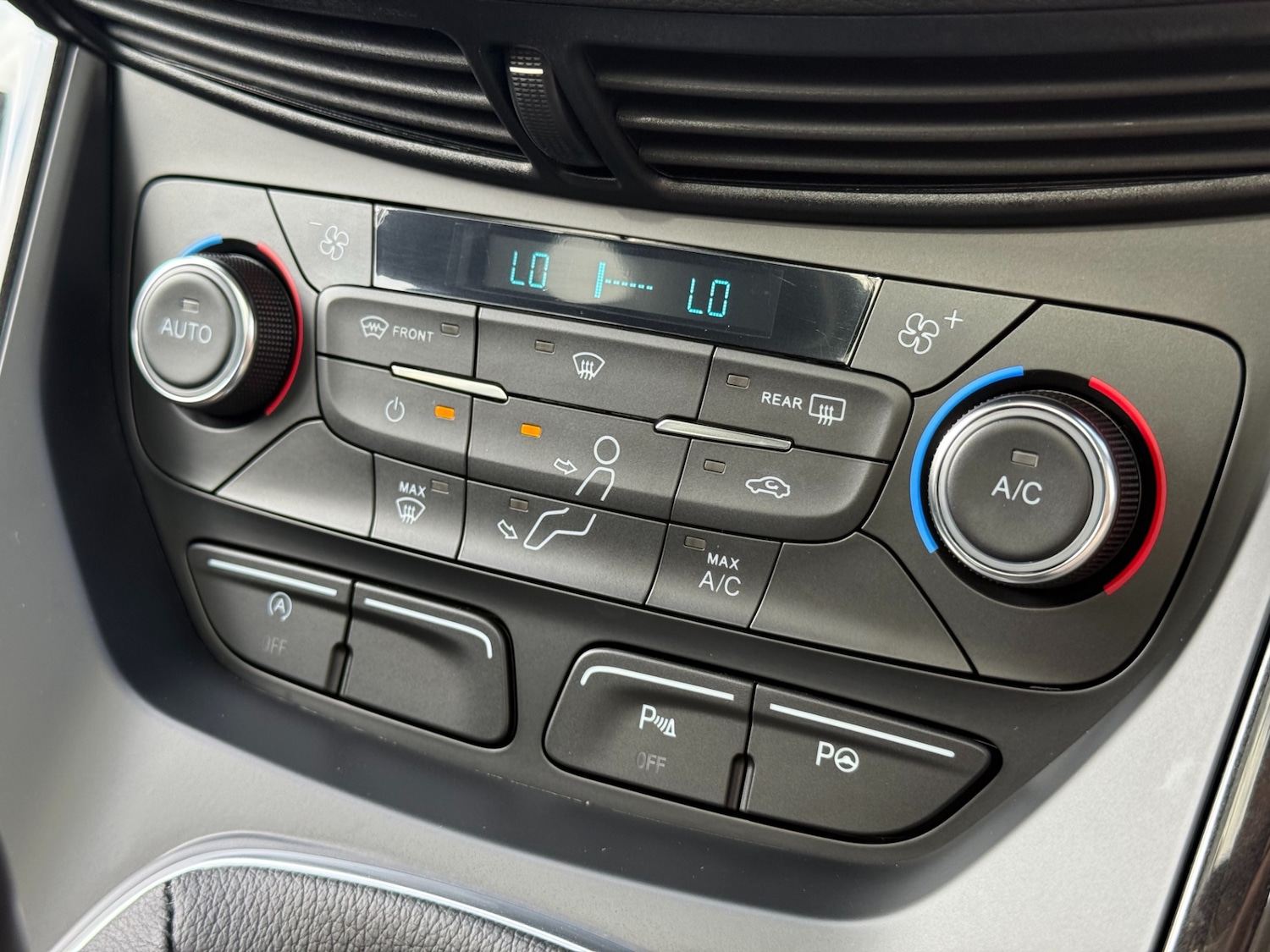 Used Ford Kuga 2019 for sale - 75661982: Photo 22