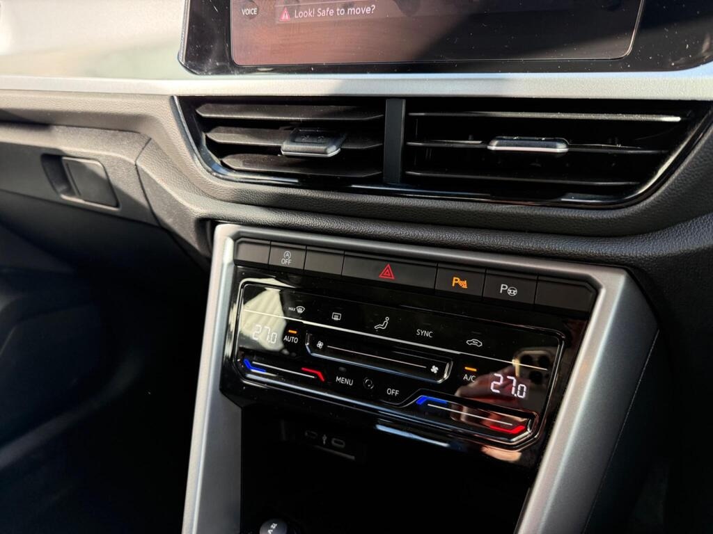 Used Volkswagen T-Roc 2022 for sale - 77963218: Photo 6