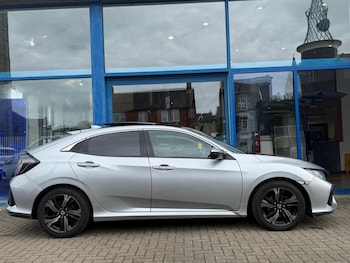 Used Honda Civic 2017 for sale - 78973670: Photo