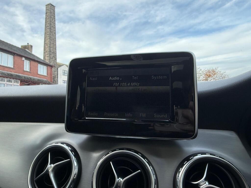 Used Mercedes-Benz GLA 2015 for sale - 76449469: Photo 21