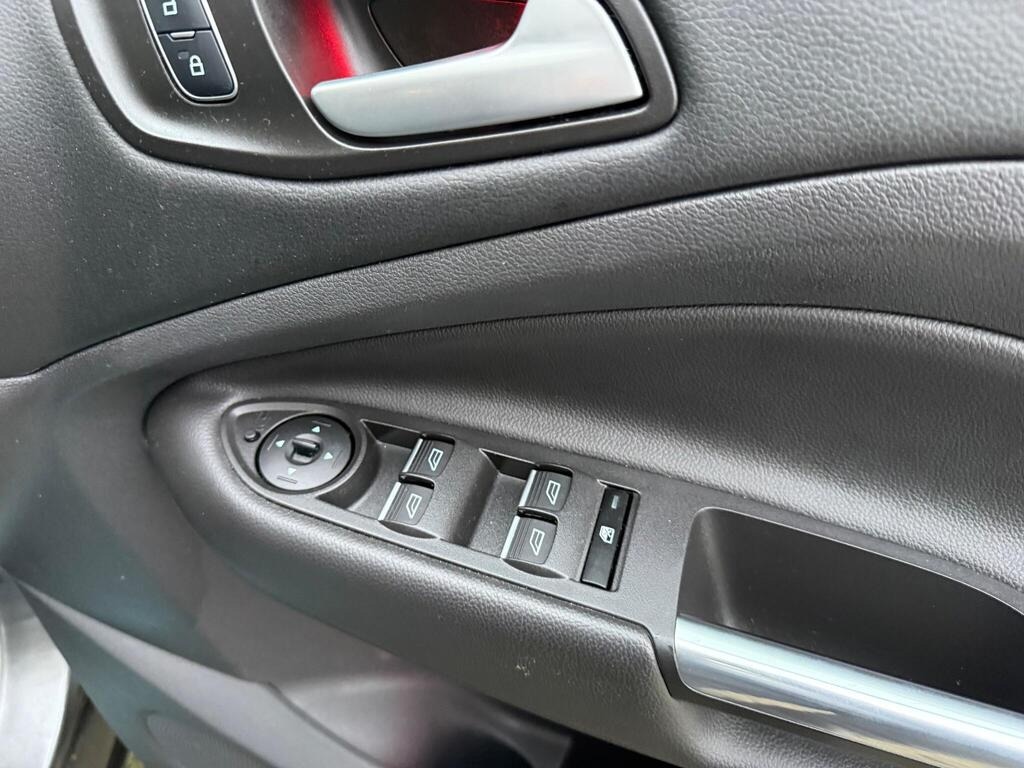 Used Ford Kuga 2017 for sale - 76576845: Photo 17