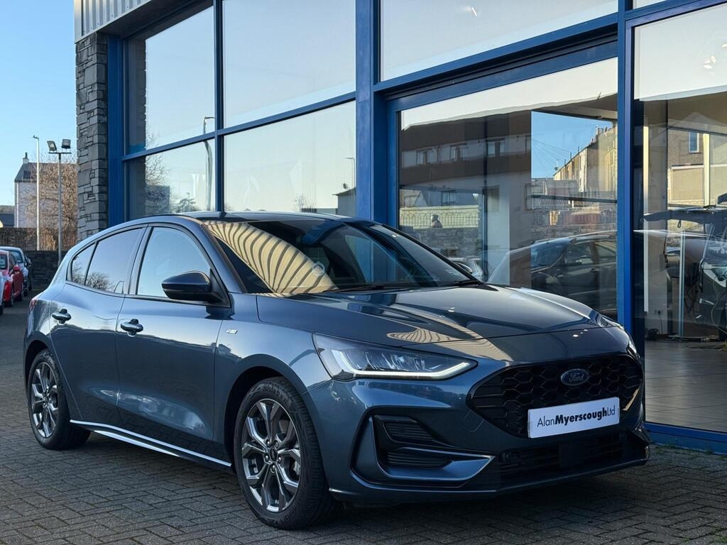 Used Ford Focus 2022 for sale - 77872200: Photo 2