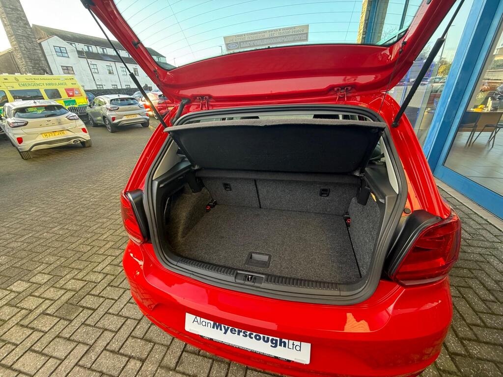 Used Volkswagen Polo 2015 for sale - 77210724: Photo 12