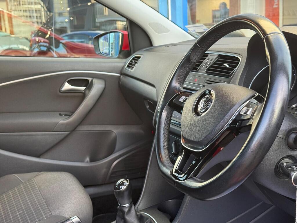 Used Volkswagen Polo 2015 for sale - 77210724: Photo 20