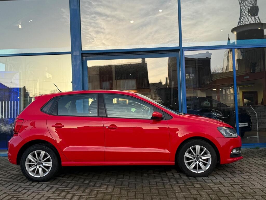Used Volkswagen Polo 2015 for sale - 77210724: Photo 6