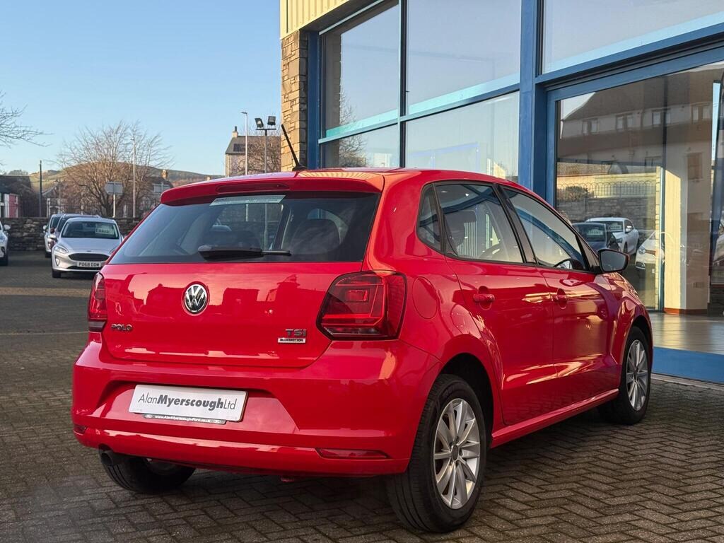 Used Volkswagen Polo 2015 for sale - 77210724: Photo 9