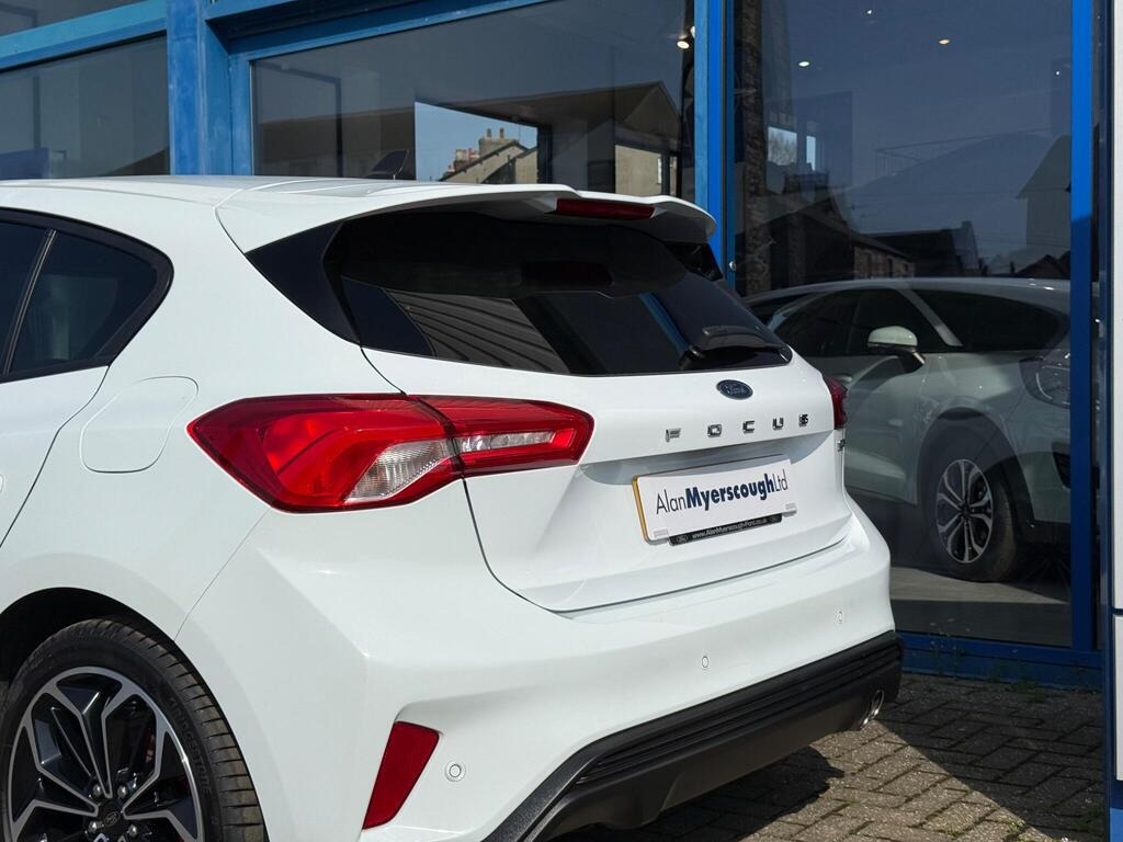 Used Ford Focus 2020 for sale - 77947024: Photo 11