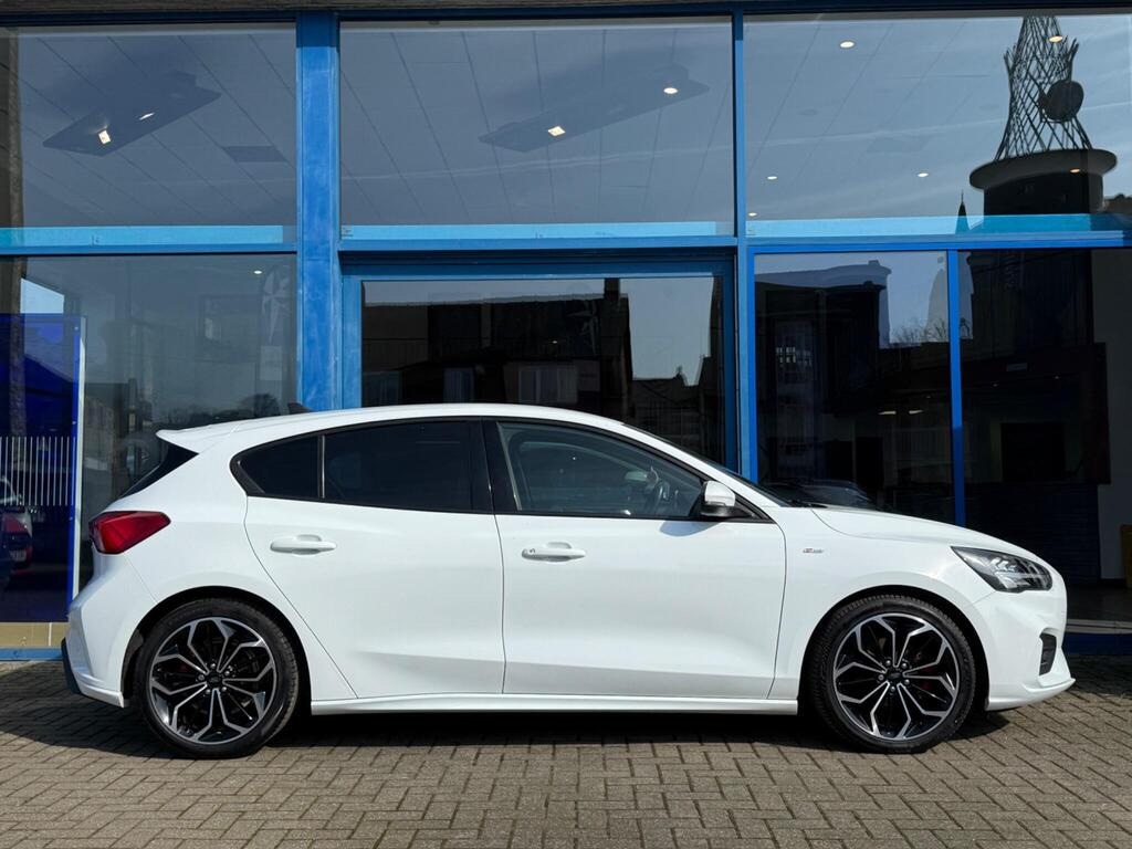 Used Ford Focus 2020 for sale - 77947024: Photo 4