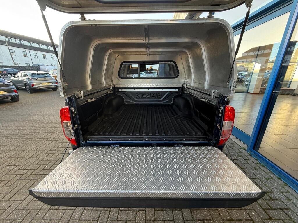 Used Nissan Navara 2016 for sale - 77778610: Photo 15