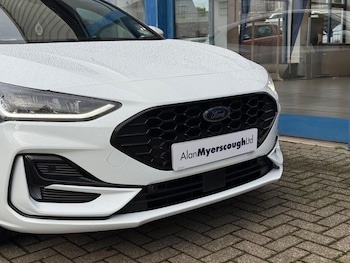Used Ford Focus 2023 for sale - 76984261: Photo