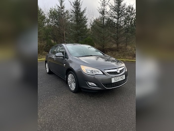 Used Vauxhall Astra 2011 for sale - 77446255: Photo