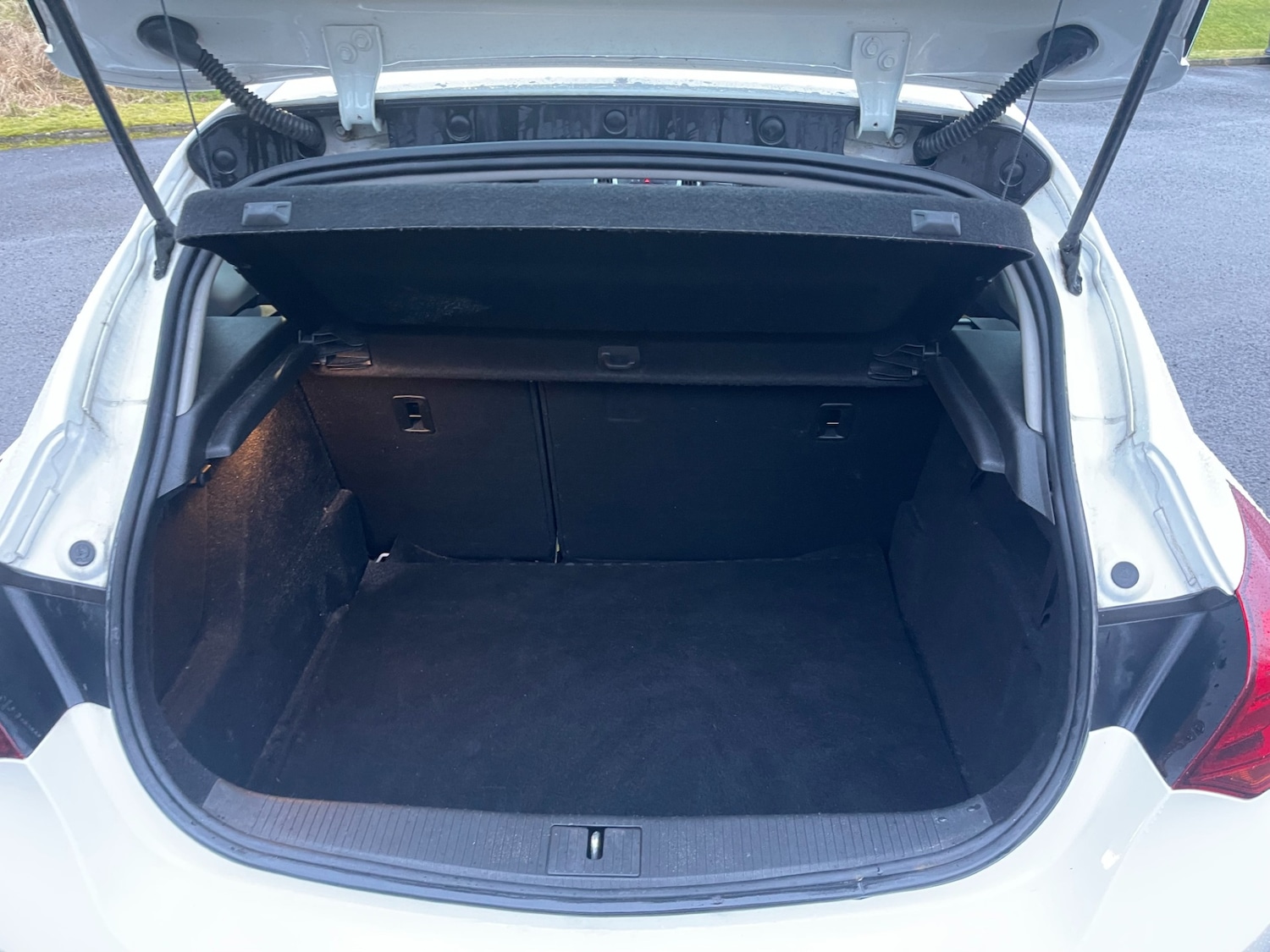 Used Vauxhall Astra 2013 for sale - 77462892: Photo 19