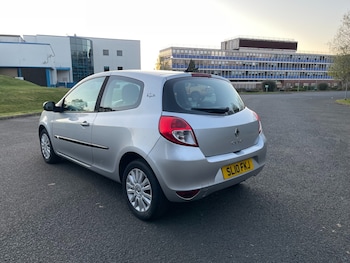 Used Renault Clio 2010 for sale - 78386018: Photo