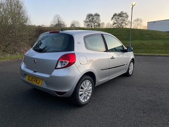 Used Renault Clio 2010 for sale - 78386018: Photo