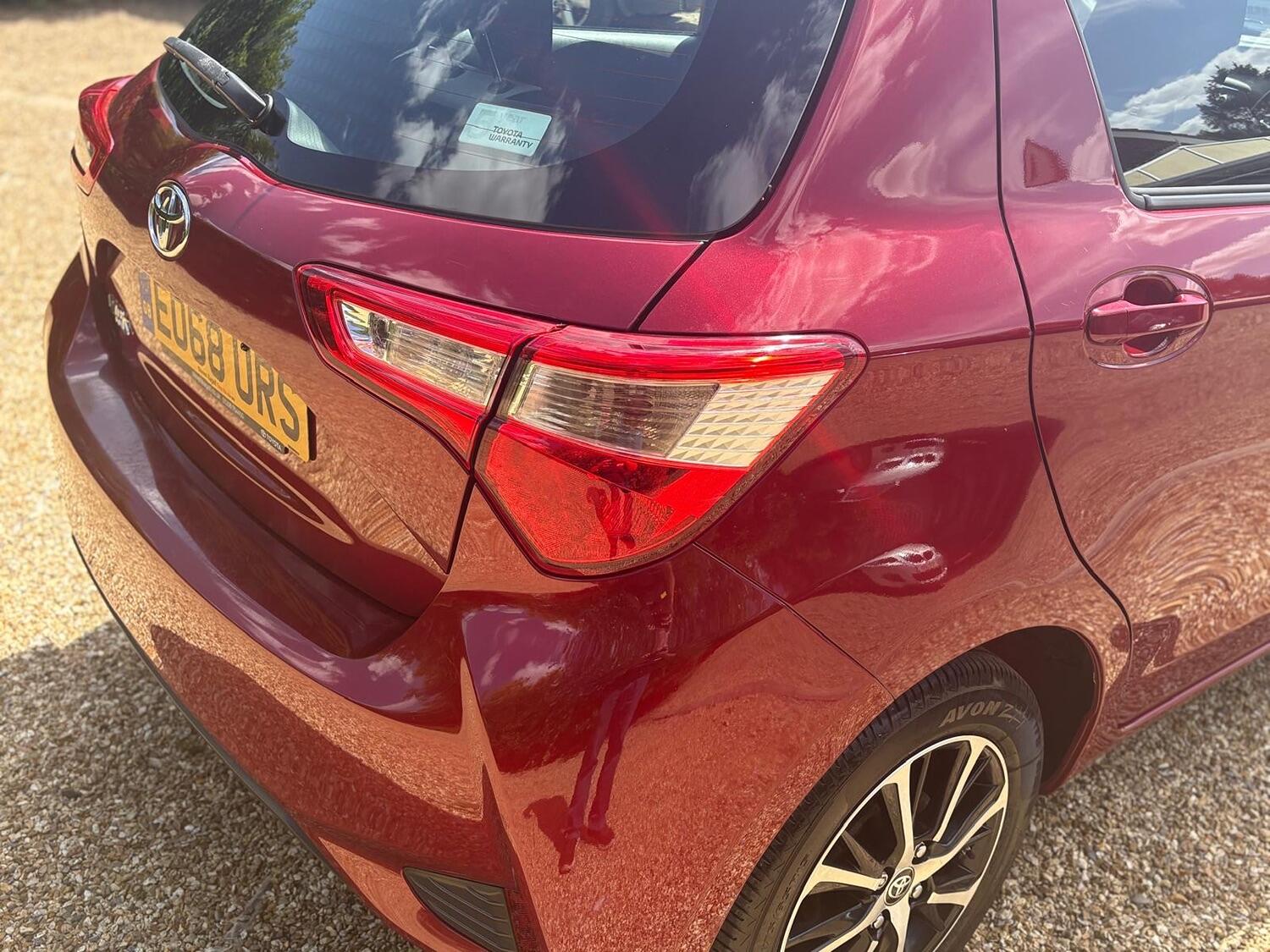 Used Toyota Yaris 2018 for sale - 76313919: Photo 14
