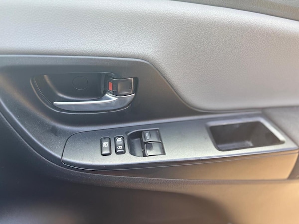 Used Toyota Yaris 2018 for sale - 76313919: Photo 28