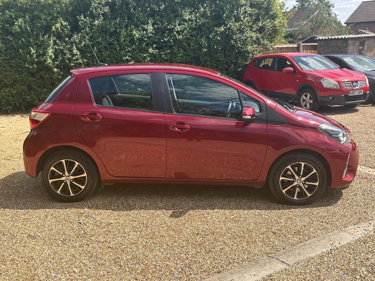 Used Toyota Yaris 2018 for sale - 76313919: Photo 4