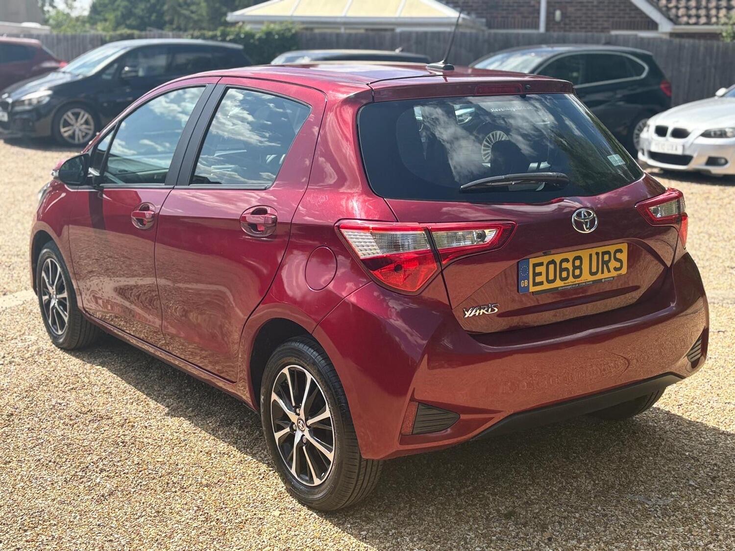 Used Toyota Yaris 2018 for sale - 76313919: Photo 7