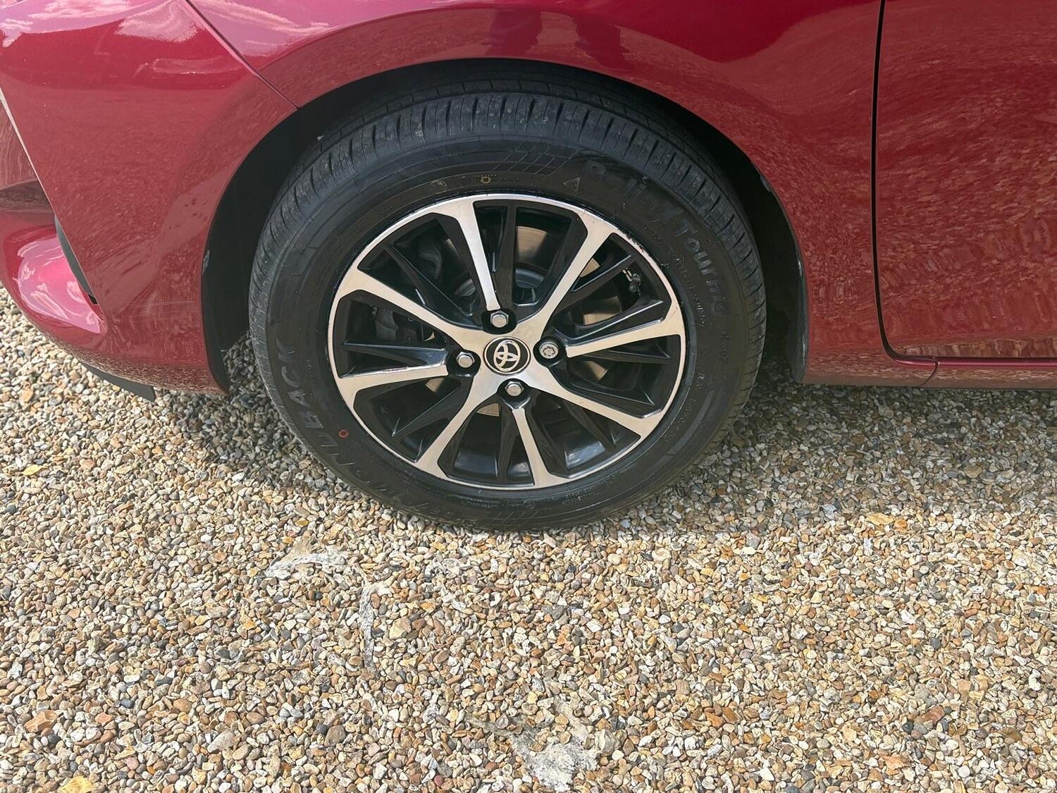 Used Toyota Yaris 2018 for sale - 76313919: Photo 9