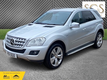 Used Mercedes-Benz M Class 2011 for sale - 78176135: Photo