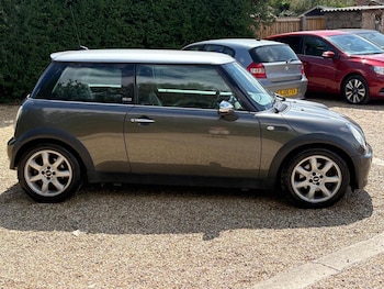 Used MINI Hatch 2005 for sale - 75592966: Photo