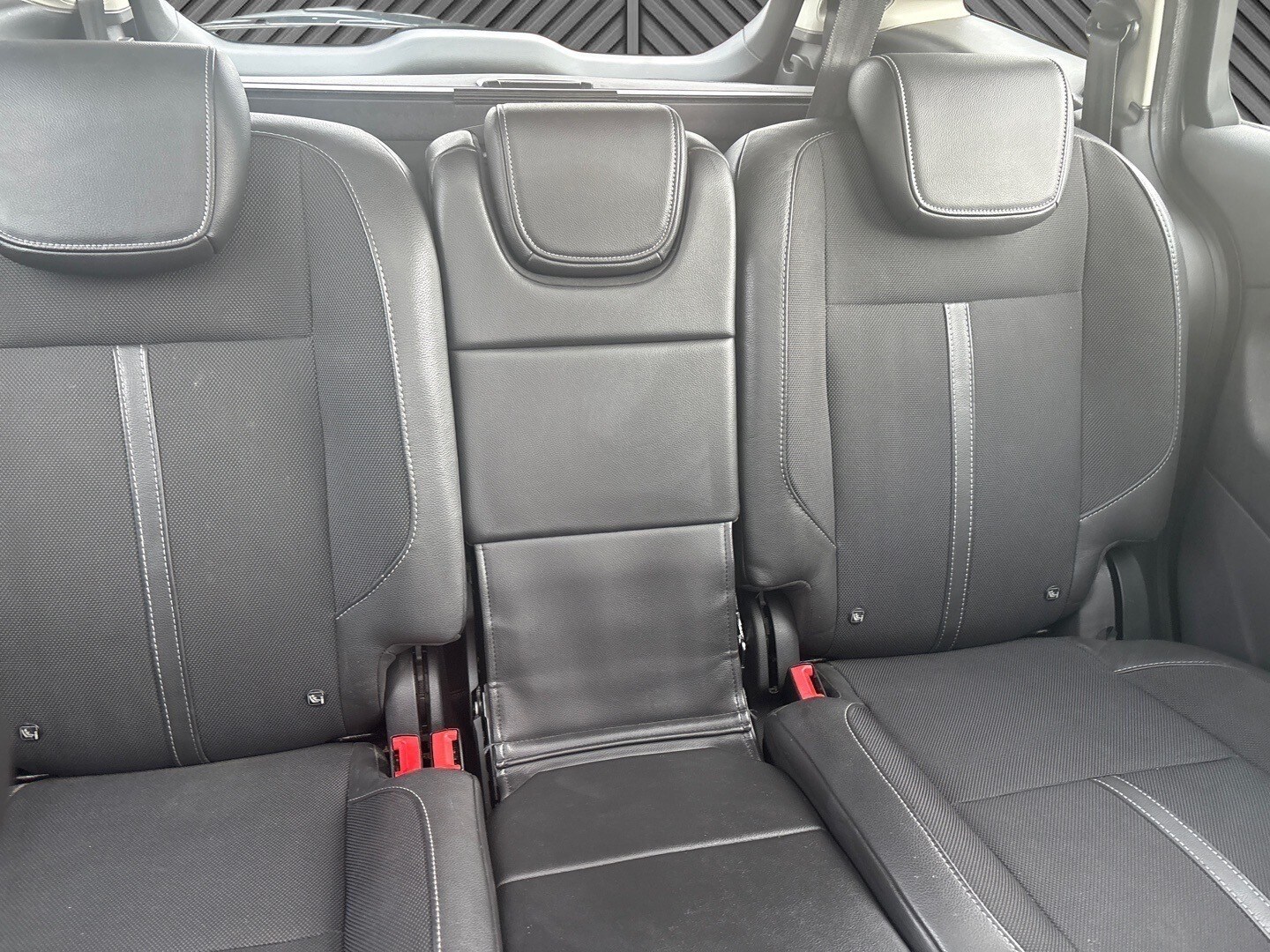 Used Ford Grand C-Max 2017 for sale - 77494767: Photo 17