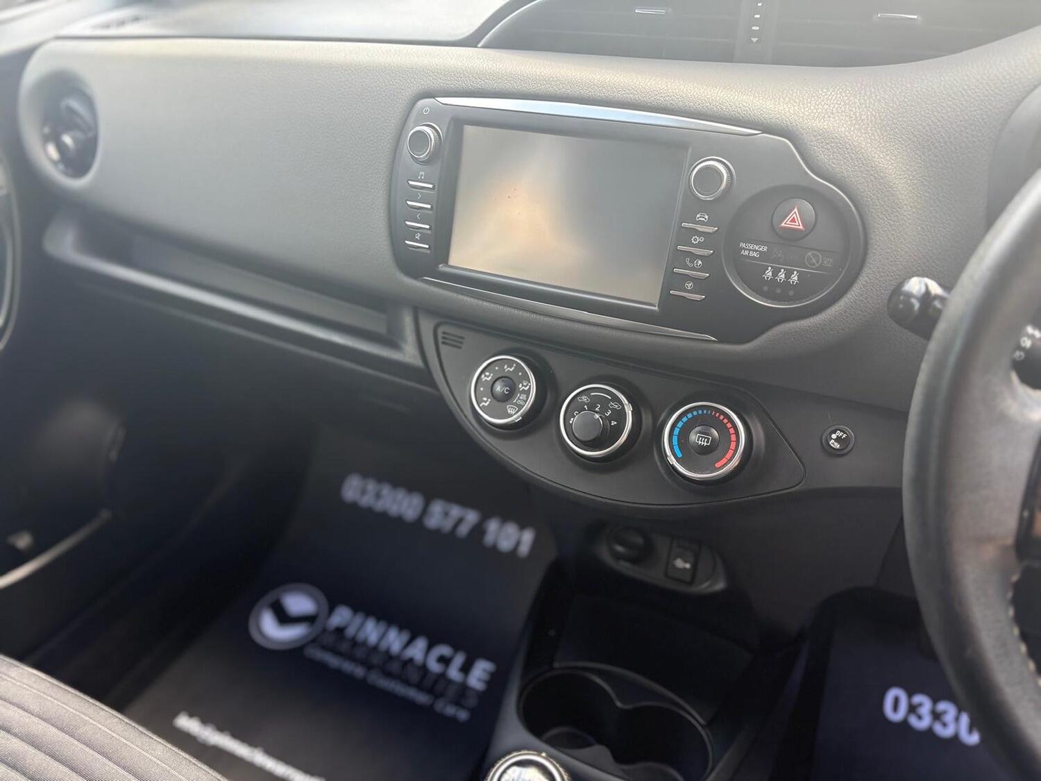 Used Toyota Yaris 2018 for sale - 77084279: Photo 21