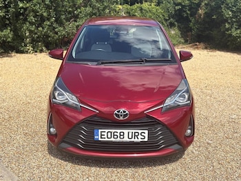 Used Toyota Yaris 2018 for sale - 77084279: Photo
