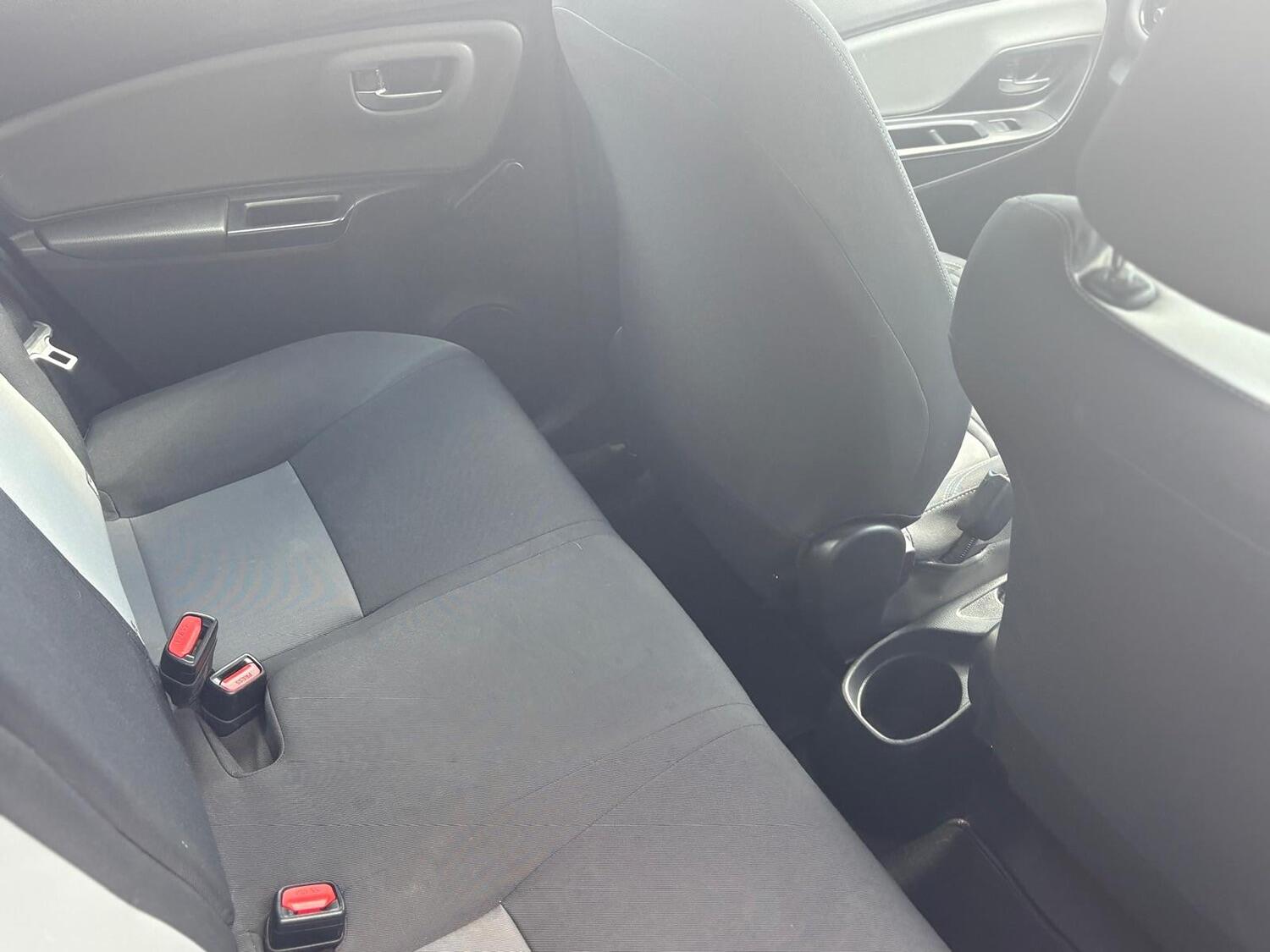 Used Toyota Yaris 2018 for sale - 77084279: Photo 36