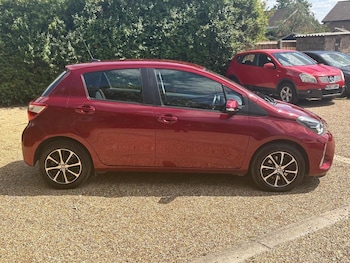 Used Toyota Yaris 2018 for sale - 77084279: Photo