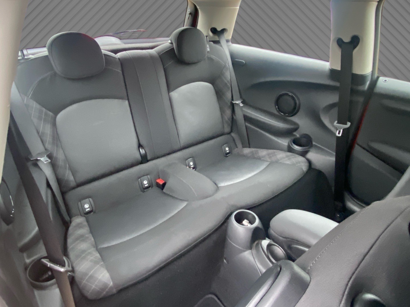 Used MINI Hatch 2018 for sale - 77008076: Photo 18