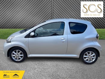Used Toyota AYGO 2013 for sale - 79872668: Photo
