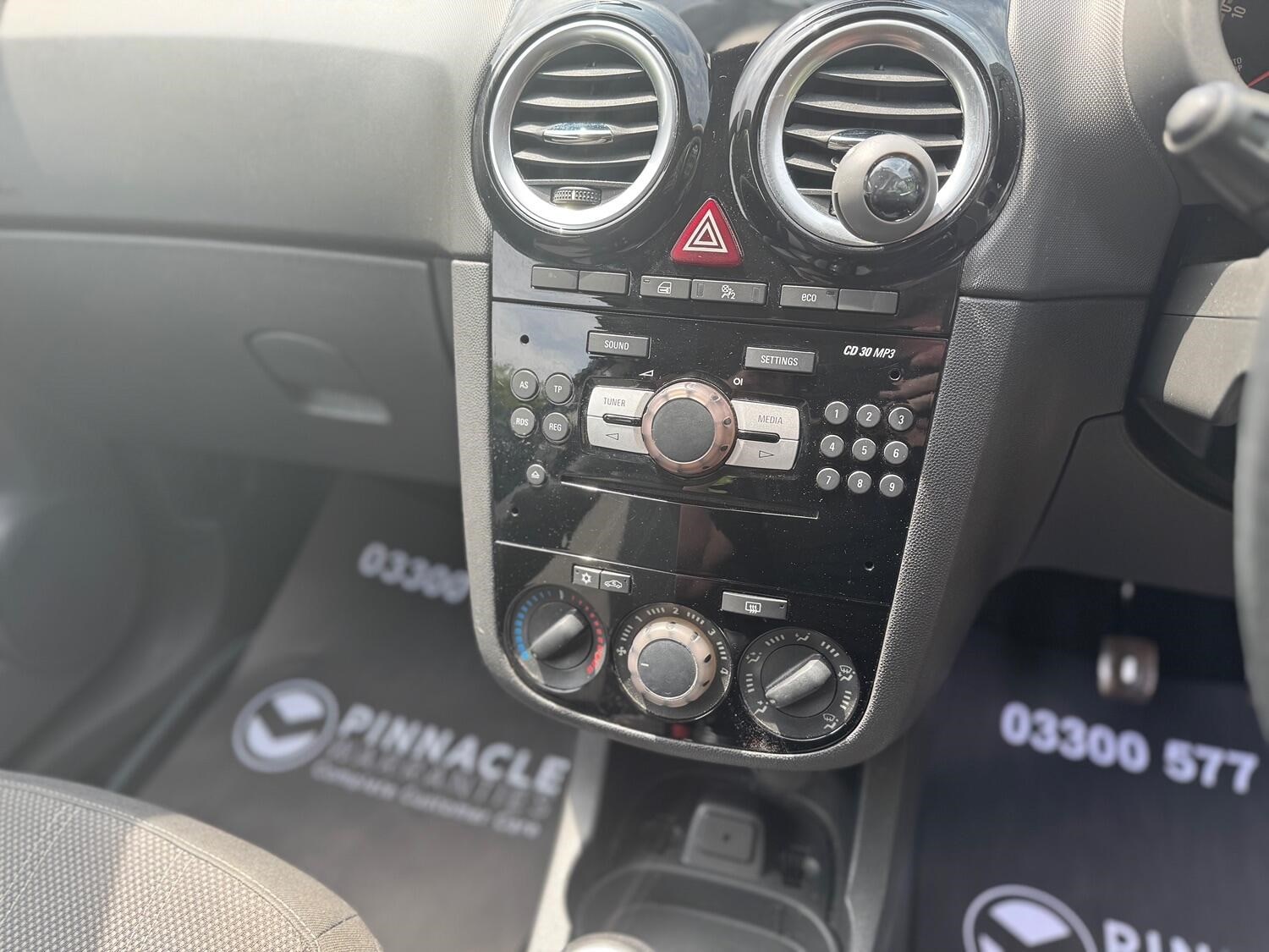 Vauxhall Corsa 2014 - 1.4 T 16V Black Edition 3-Door - Image 18