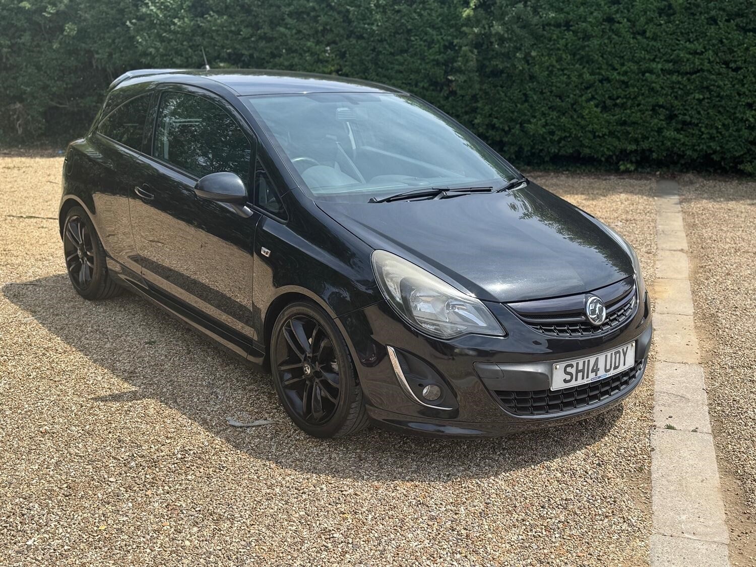 Vauxhall Corsa 2014 - 1.4 T 16V Black Edition 3-Door - Image 3