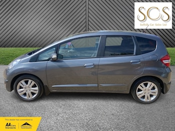 Used Honda Jazz 2015 for sale - 79234817: Photo
