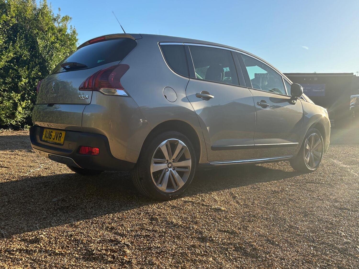 Used Peugeot 3008 2016 for sale - 76186700: Photo 24