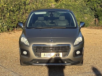 Used Peugeot 3008 2016 for sale - 76186700: Photo 2